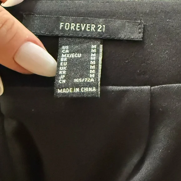 Sequin Mini Skirt in Black and Silver - Picture 10 of 10